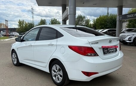 Hyundai Solaris II рестайлинг, 2015 год, 1 040 000 рублей, 7 фотография