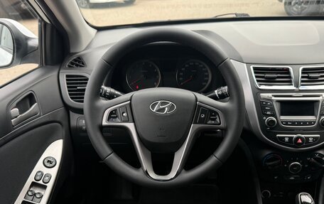 Hyundai Solaris II рестайлинг, 2015 год, 1 040 000 рублей, 15 фотография