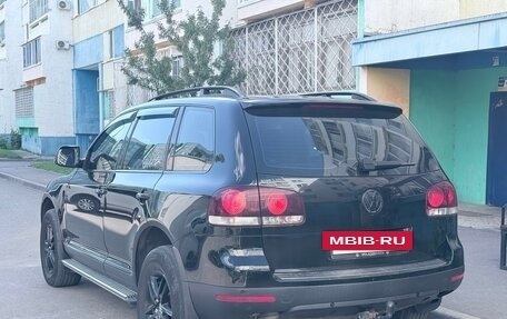 Volkswagen Touareg III, 2009 год, 970 000 рублей, 2 фотография