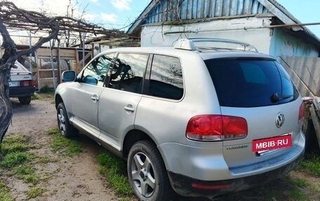Volkswagen Touareg III, 2005 год, 580 000 рублей, 3 фотография
