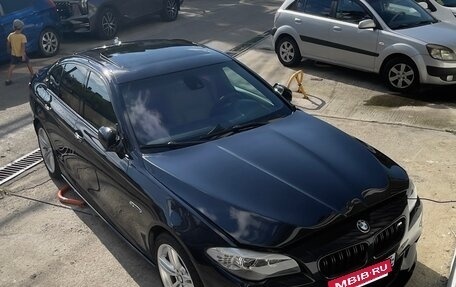 BMW 5 серия, 2011 год, 1 900 000 рублей, 3 фотография