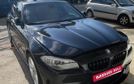 BMW 5 серия, 2011 год, 1 900 000 рублей, 4 фотография