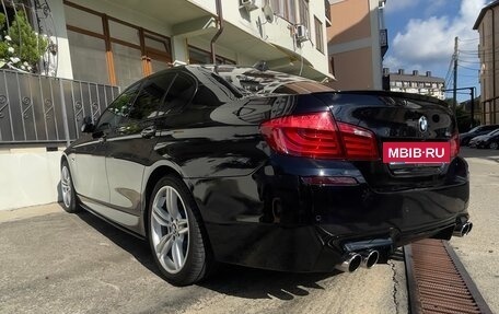 BMW 5 серия, 2011 год, 1 900 000 рублей, 7 фотография