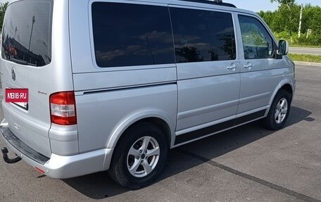 Volkswagen Multivan T5, 2006 год, 1 990 000 рублей, 2 фотография