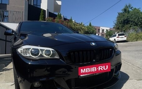 BMW 5 серия, 2011 год, 1 900 000 рублей, 2 фотография