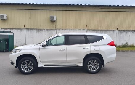 Mitsubishi Pajero Sport III рестайлинг, 2018 год, 2 510 000 рублей, 3 фотография