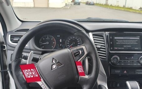Mitsubishi Pajero Sport III рестайлинг, 2018 год, 2 510 000 рублей, 7 фотография