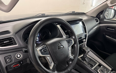 Mitsubishi Pajero Sport III рестайлинг, 2021 год, 1 839 000 рублей, 7 фотография