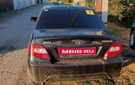 Daewoo Nexia I рестайлинг, 2010 год, 65 000 рублей, 2 фотография
