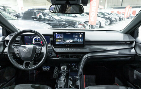 Toyota Camry, 2024 год, 3 899 700 рублей, 14 фотография