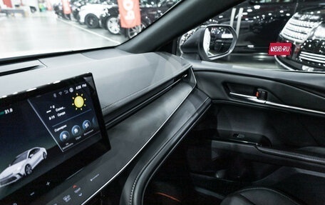 Toyota Camry, 2024 год, 3 899 700 рублей, 24 фотография