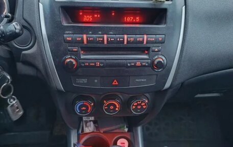 Mitsubishi ASX I рестайлинг, 2011 год, 490 000 рублей, 8 фотография