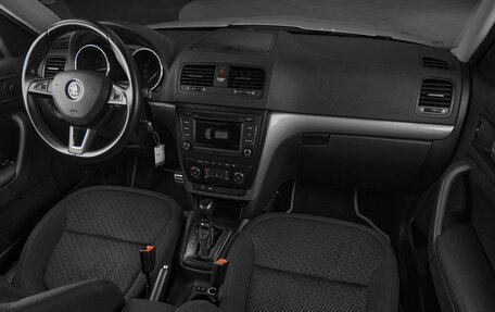 Skoda Yeti I рестайлинг, 2014 год, 899 000 рублей, 9 фотография