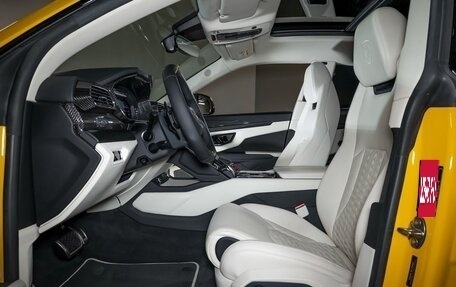 Lamborghini Urus I, 2020 год, 25 000 000 рублей, 16 фотография