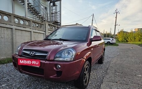 Hyundai Tucson III, 2008 год, 950 000 рублей, 2 фотография