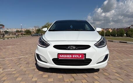 Hyundai Solaris II рестайлинг, 2014 год, 750 000 рублей, 1 фотография
