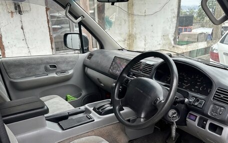 Mazda Bongo Friendee i рестайлинг, 1995 год, 400 000 рублей, 8 фотография