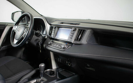 Toyota RAV4, 2017 год, 2 205 000 рублей, 9 фотография