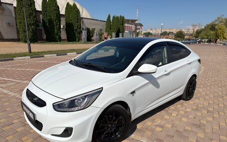 Hyundai Solaris II рестайлинг, 2014 год, 750 000 рублей, 4 фотография