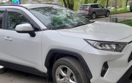 Toyota RAV4, 2021 год, 3 500 000 рублей, 4 фотография