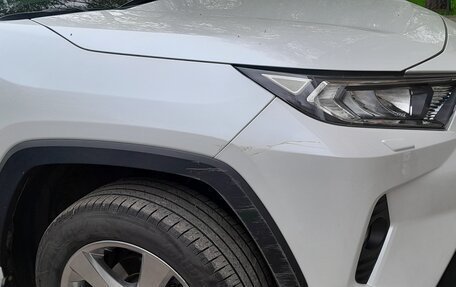 Toyota RAV4, 2021 год, 3 500 000 рублей, 6 фотография