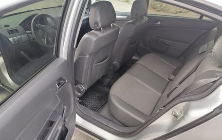 Opel Astra H, 2012 год, 600 000 рублей, 17 фотография