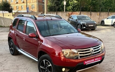 Renault Duster I рестайлинг, 2012 год, 949 000 рублей, 2 фотография
