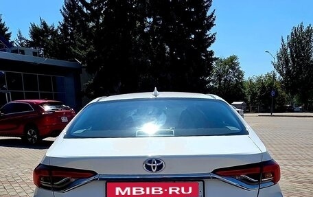 Toyota Corolla, 2020 год, 2 230 000 рублей, 10 фотография