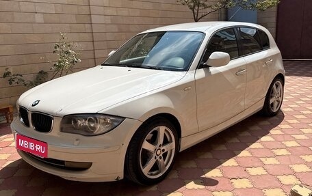 BMW 1 серия, 2011 год, 870 000 рублей, 7 фотография