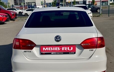 Volkswagen Jetta VI, 2014 год, 699 000 рублей, 3 фотография
