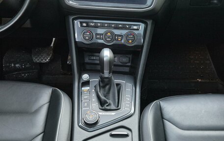 Volkswagen Tiguan II, 2017 год, 2 250 000 рублей, 11 фотография