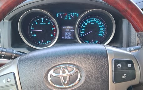 Toyota Land Cruiser 200, 2011 год, 3 000 000 рублей, 3 фотография