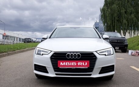 Audi A4, 2019 год, 2 550 000 рублей, 3 фотография