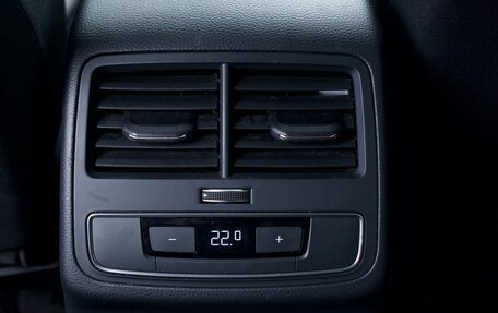 Audi A4, 2019 год, 2 550 000 рублей, 35 фотография