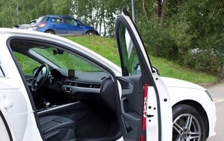 Audi A4, 2019 год, 2 550 000 рублей, 28 фотография