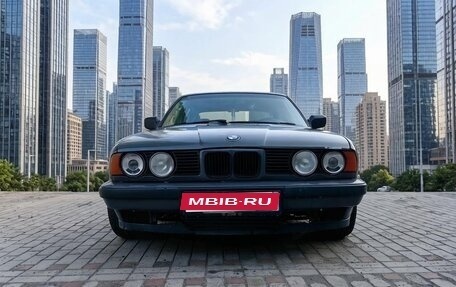 BMW 5 серия, 1990 год, 650 000 рублей, 1 фотография