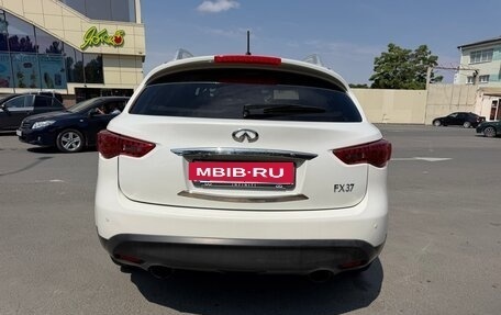 Infiniti FX II, 2012 год, 2 400 000 рублей, 4 фотография