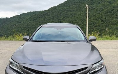Toyota Camry, 2019 год, 2 450 000 рублей, 1 фотография