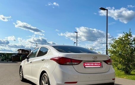 Hyundai Elantra V, 2014 год, 695 000 рублей, 2 фотография