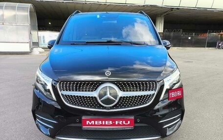 Mercedes-Benz V-Класс, 2022 год, 8 400 000 рублей, 1 фотография