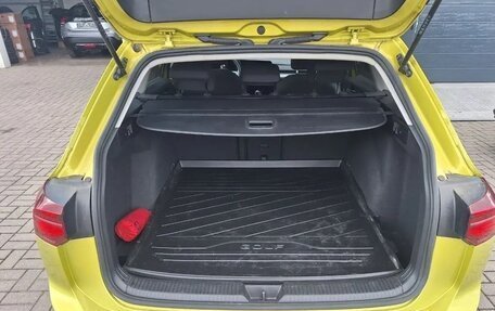 Volkswagen Golf VIII, 2023 год, 2 132 000 рублей, 13 фотография