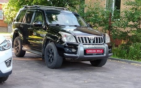 Toyota Land Cruiser Prado 120 рестайлинг, 2007 год, 2 100 000 рублей, 1 фотография