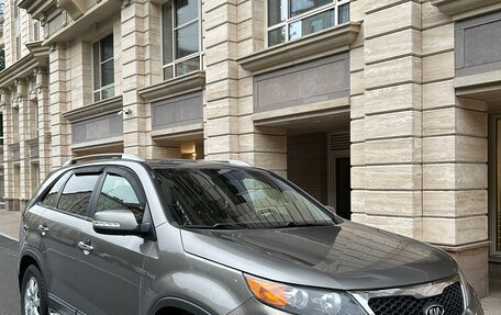 KIA Sorento II рестайлинг, 2011 год, 1 030 000 рублей, 2 фотография