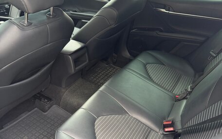 Toyota Camry, 2019 год, 2 450 000 рублей, 3 фотография