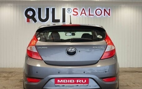 Hyundai Solaris II рестайлинг, 2012 год, 940 000 рублей, 9 фотография