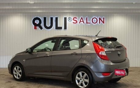 Hyundai Solaris II рестайлинг, 2012 год, 940 000 рублей, 8 фотография