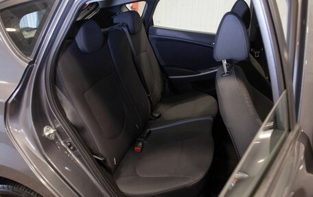 Hyundai Solaris II рестайлинг, 2012 год, 940 000 рублей, 30 фотография