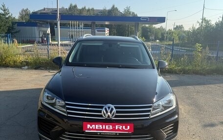 Volkswagen Touareg III, 2017 год, 3 450 000 рублей, 10 фотография