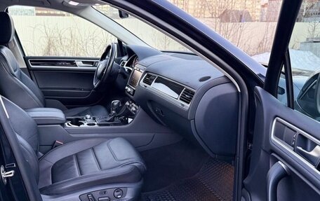 Volkswagen Touareg III, 2017 год, 3 450 000 рублей, 25 фотография