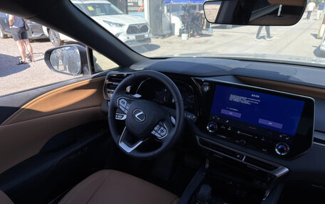 Lexus RX IV рестайлинг, 2026 год, 8 240 000 рублей, 7 фотография